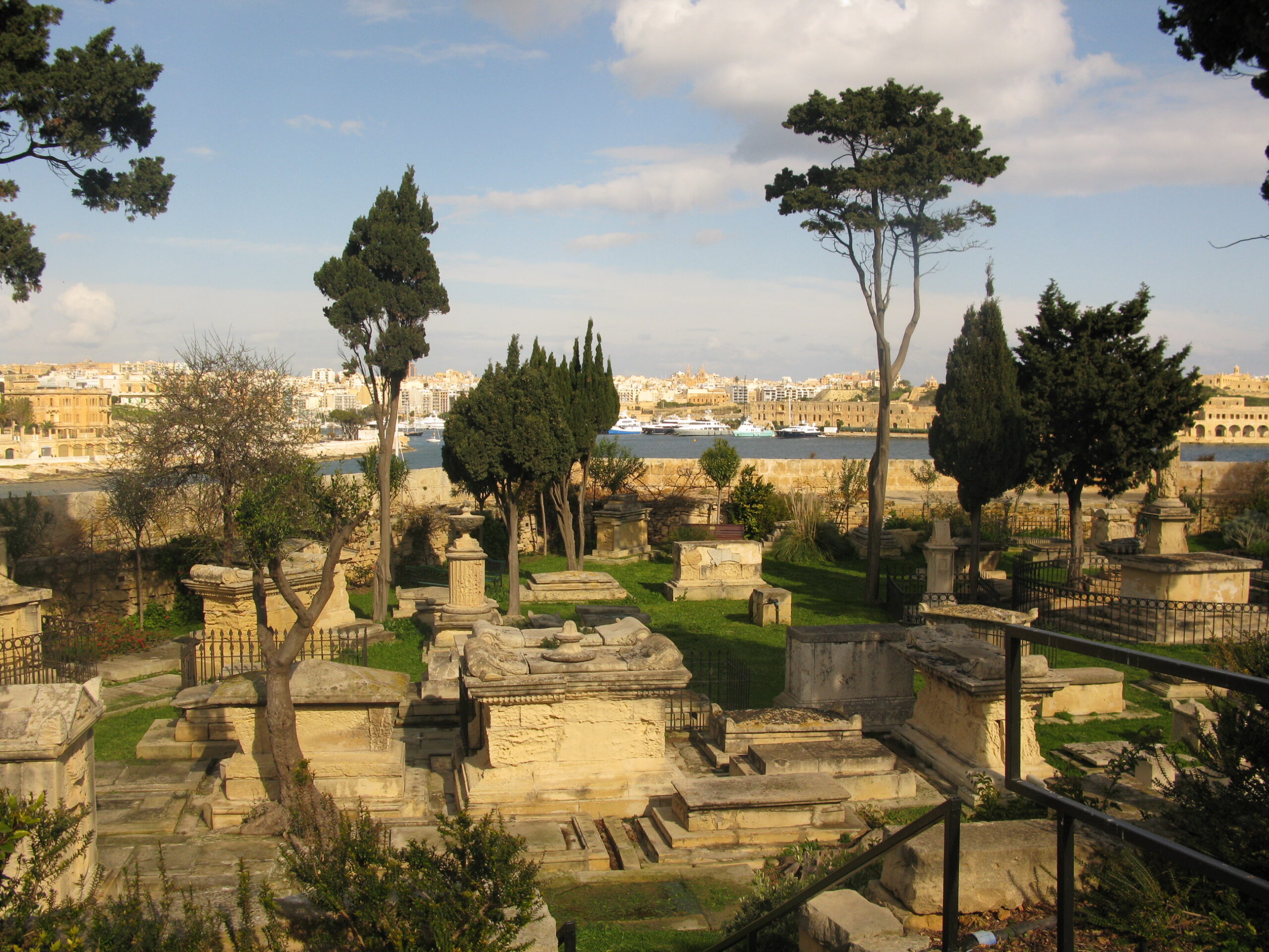 Tomb with a view in Msida