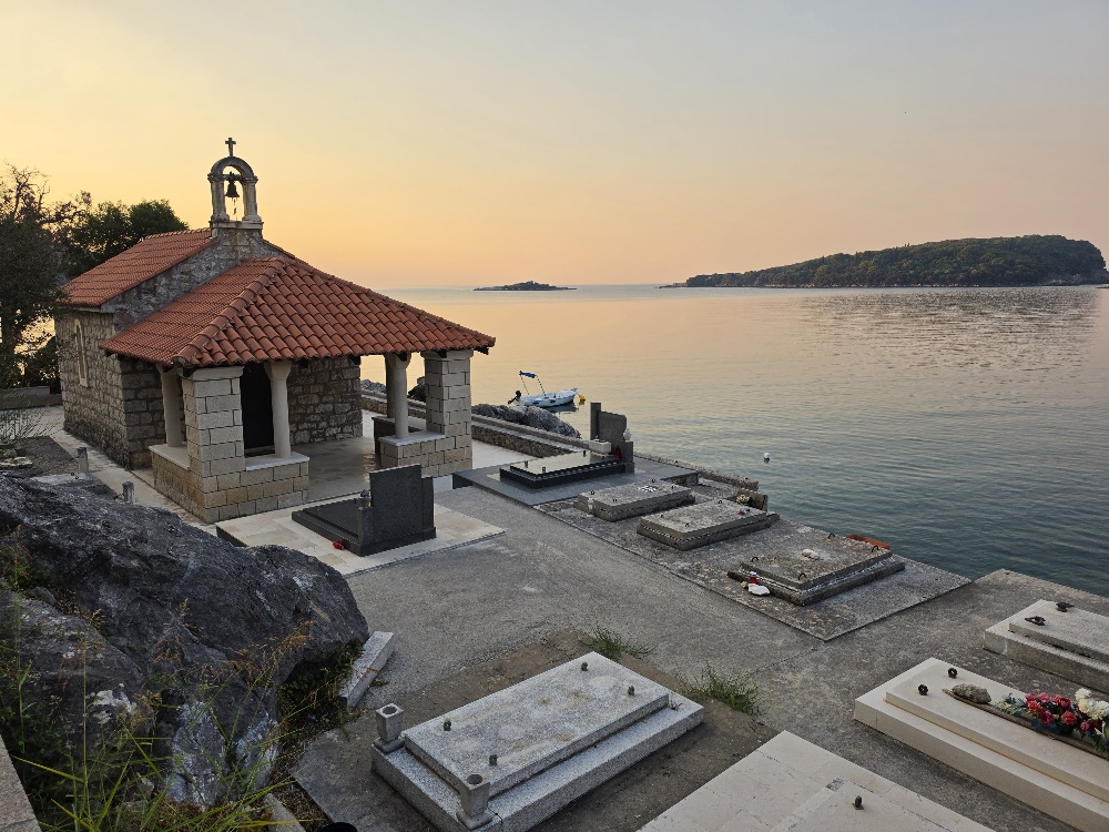 Groblje Molunat, Molunat, Croatia